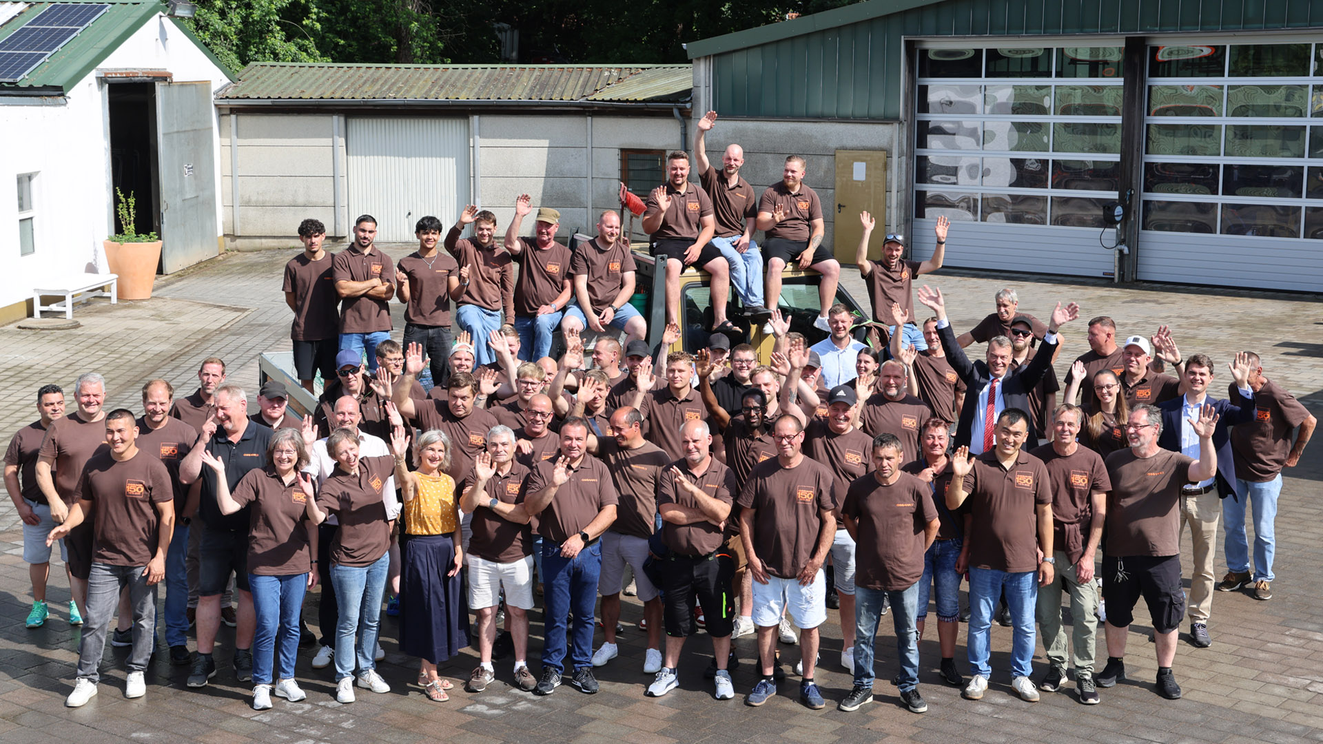 Das Team von Osbahr feiert das 150-jährige Firmenjubiläum in Uetersen bei Hamburg.